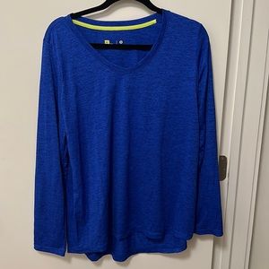 NWT, long sleeve active wear tee